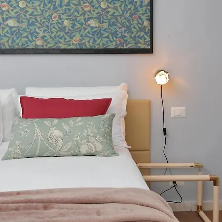 Ostiense Station Penthouse Apartment Rome